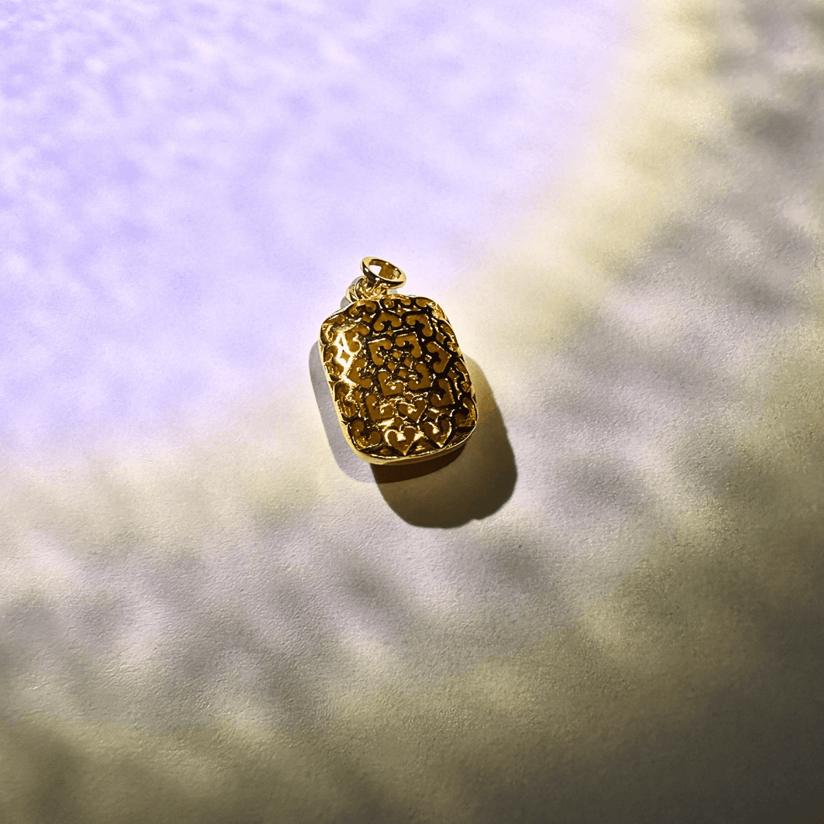 Natural Beeswax Amber Pendant | S925 Gold-Plated Taoist Blessed Talisman for Protection & Calm | FortuneWard - FORTUNEWARD