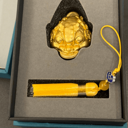 Three-Legged Wealth Toad | 24K Gold Gilded Brass Desk Accent - FORTUNEWARD